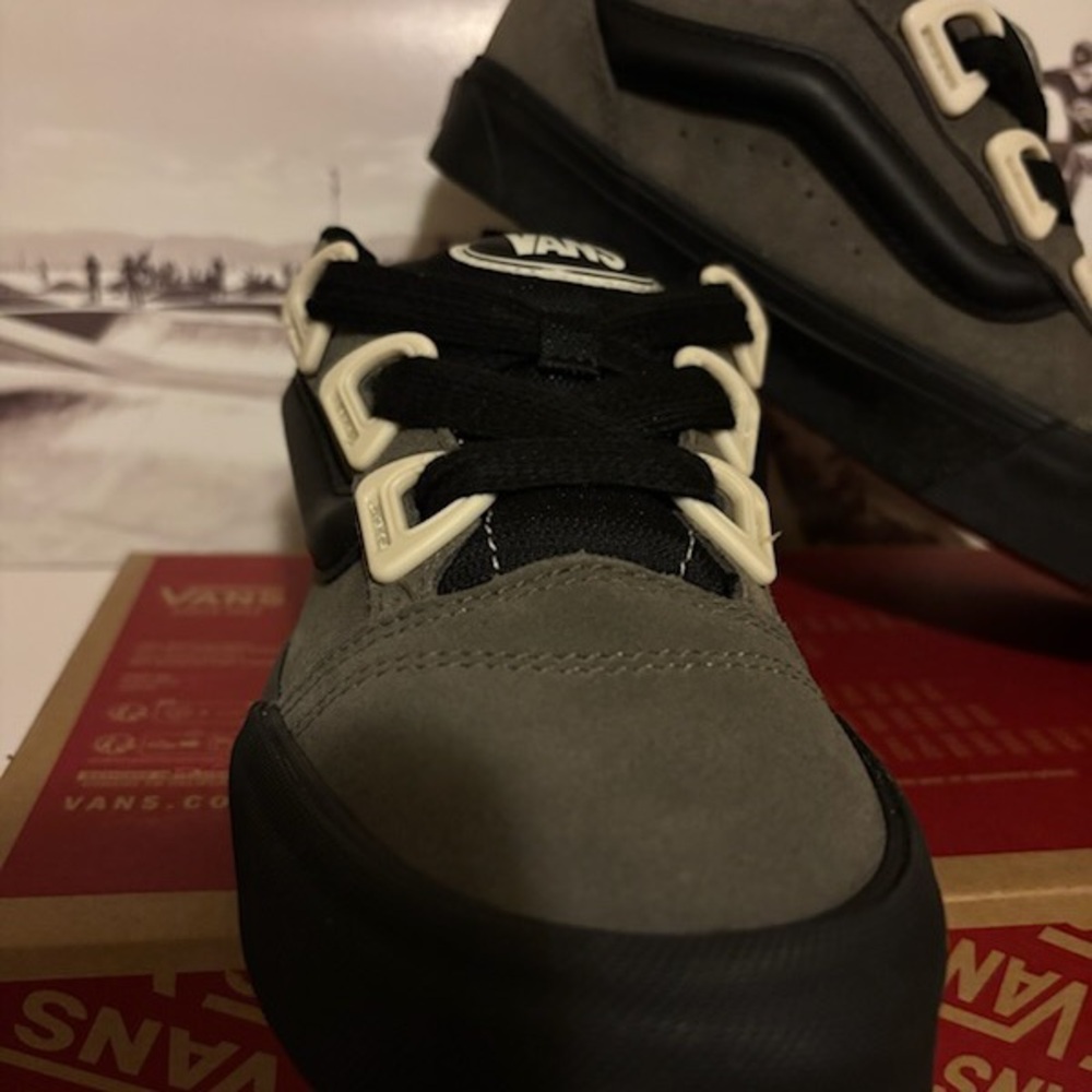 Vans Knu Skool DR sz 7.0 Men 8.5 Woman - Picture 3 of 12
